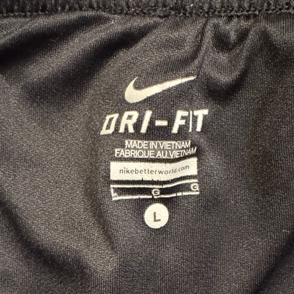 Dri Fit Shorts - Picture 3 of 4